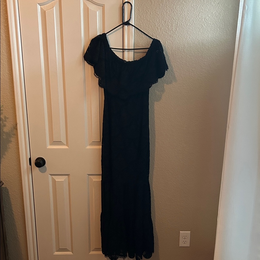 Gianni Bini lace black dress